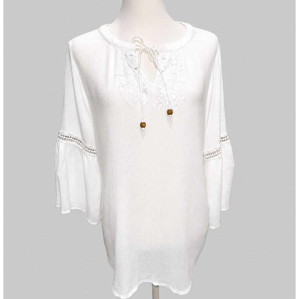 Chico's White Boho Tunic Blouse M Bell Sleeve Crochet Tassel Textured Tie Neck
